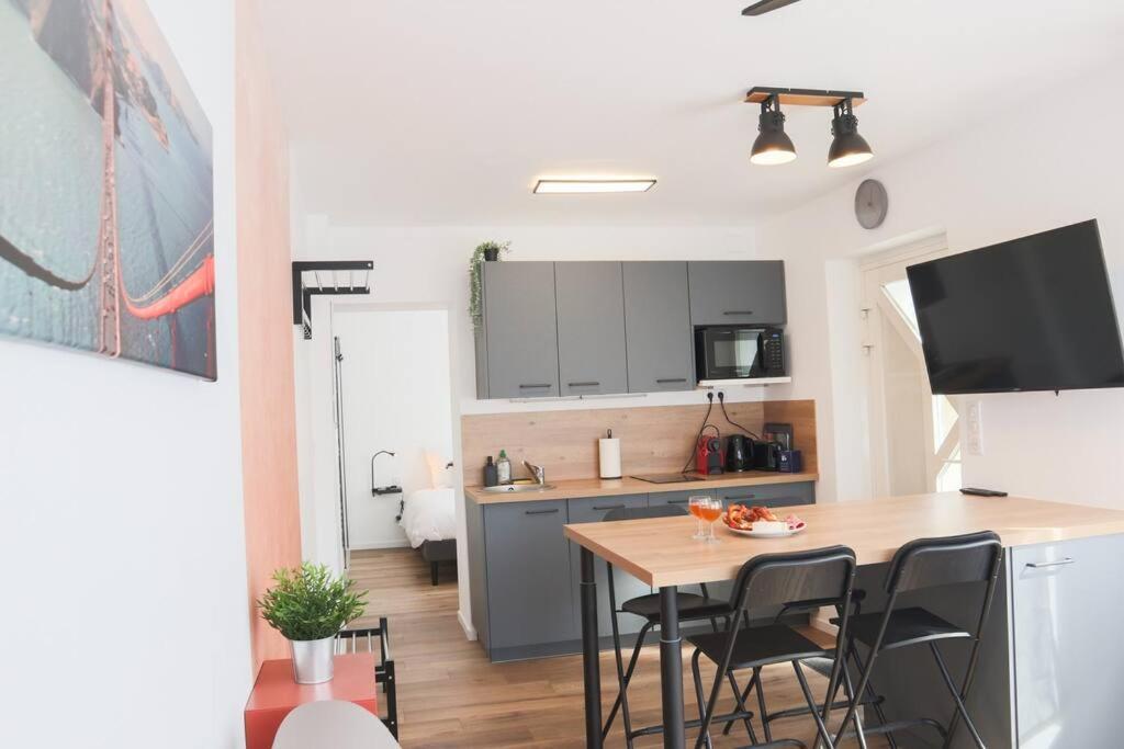 Apartmán {Le Factory}, Proche Euroairport Saint-Louis  Exteriér fotografie